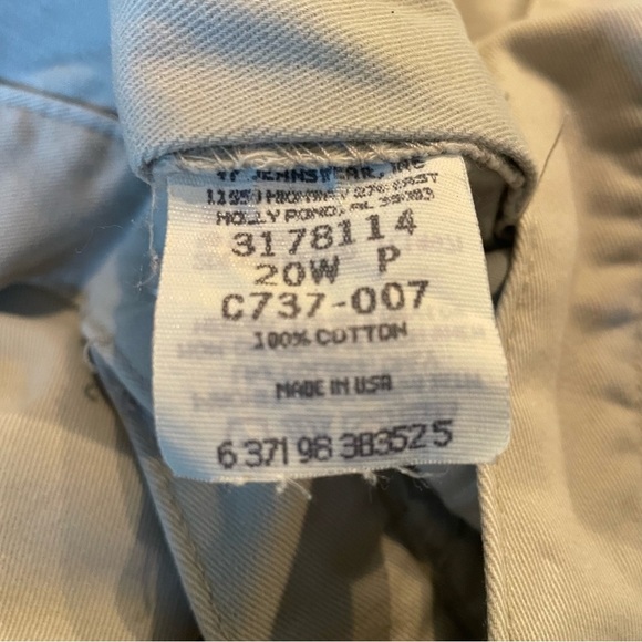 Riveted by Lee Men's carpenter khaki pants Pants 38W inseam 27”
100% cotton - Picture 8 of 9